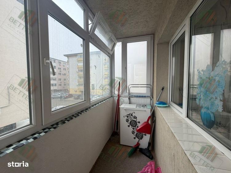 Apartament cu 2 camere decomandat, mobilat în Central — fotografia 1