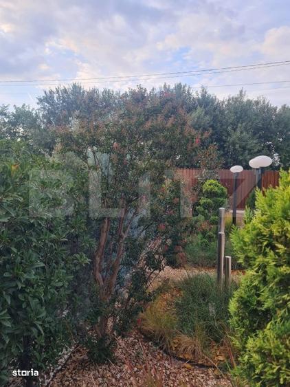 Casă cu 4 camere în Leamna de Jos
