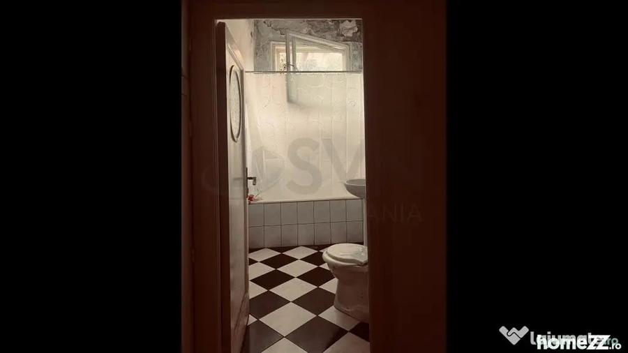 Apartament cu 4 camere semidecomandat în Ultracentral