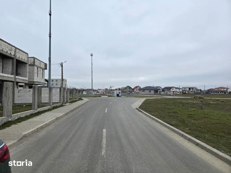 Teren de 500 mp, în Cumpăna