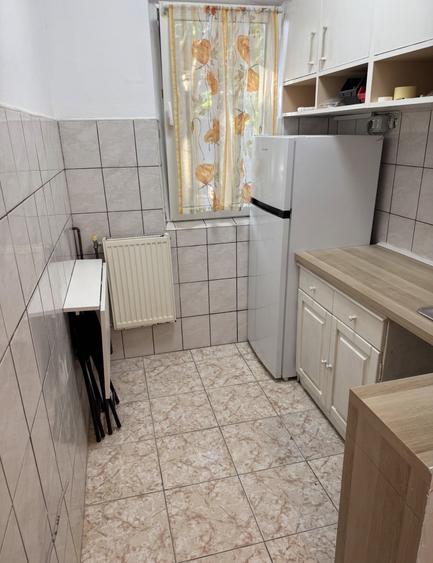 Garsonieră decomandată, mobilată în Complex Studențesc