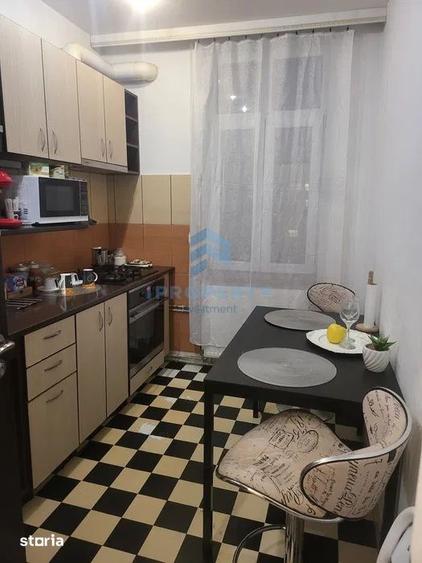 Apartament cu 3 camere, mobilat în Centrul Civic