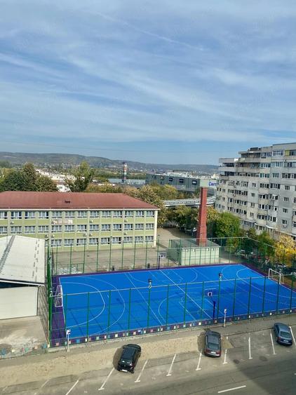 Garsonieră decomandată în Frații Golești