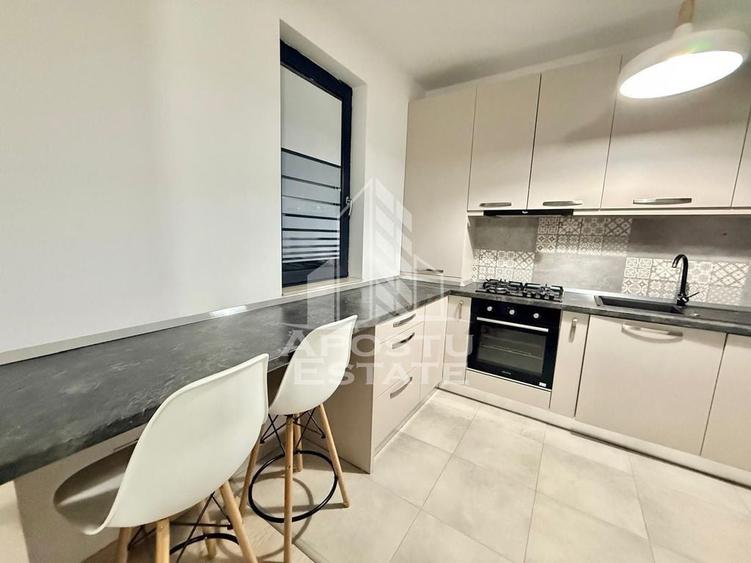 Apartament cu 2 camere semidecomandat, mobilat în Dâmbovița