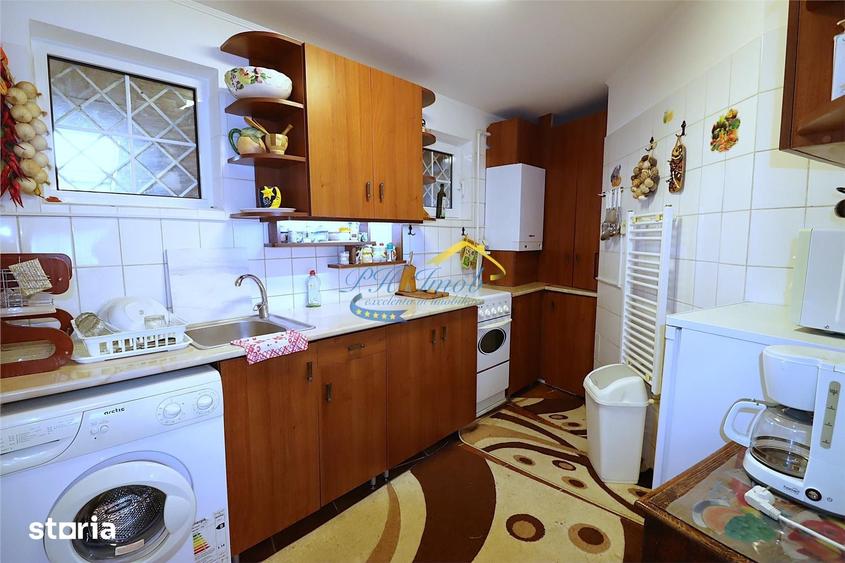 Casă cu 4 camere cu Teren 597 Mp în Central