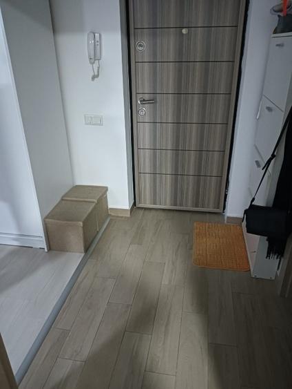 Apartament cu 2 camere semidecomandat în Rahova