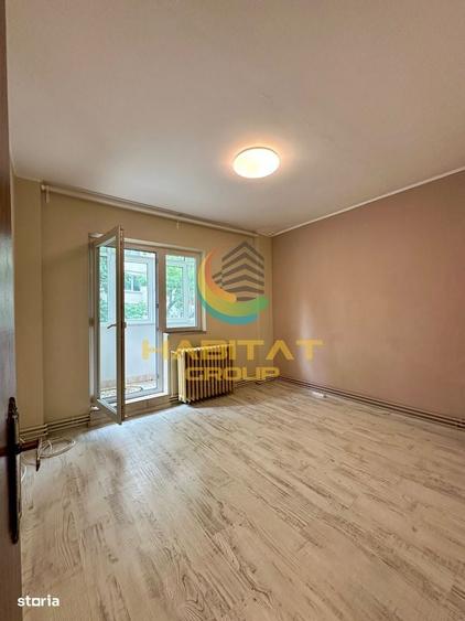 Vanzare Apartament 4 Camere 4 Minute de Metrou Aparatorii Patriei! - 1