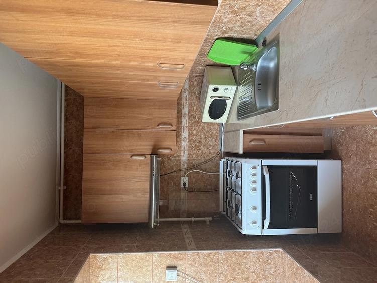 Garsonieră decomandată în Miorița