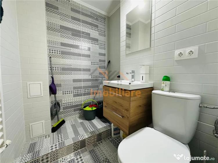 Apartament cu 4 camere decomandat în Nufărul
