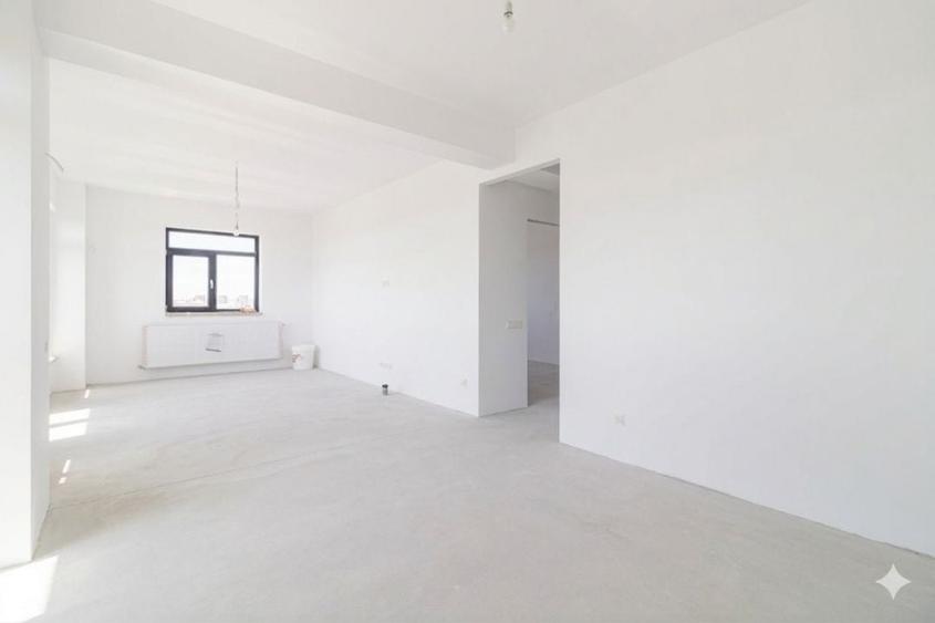 Apartament cu 2 camere decomandat în Sisești