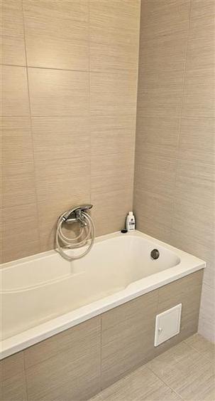 Penthouse cu 2 camere decomandat, mobilat în Avantgarden