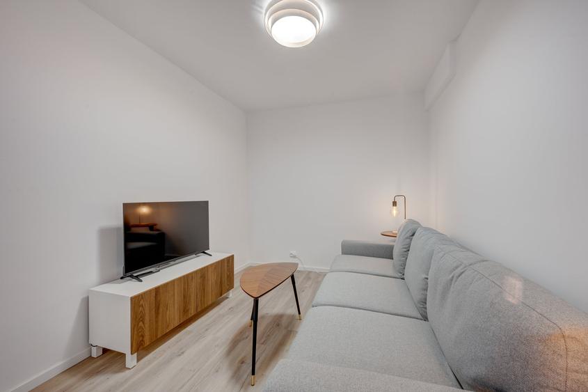 Apartament cu 2 camere decomandat în Sala Palatului