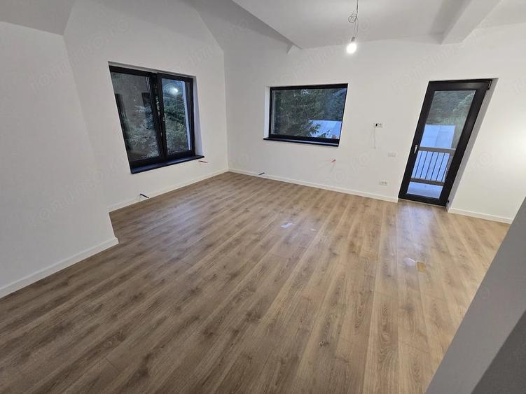 Apartament cu 4 camere decomandat în Zamora