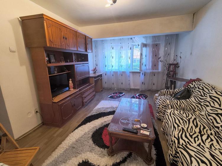 Apartament cu 2 camere decomandat în Inel II