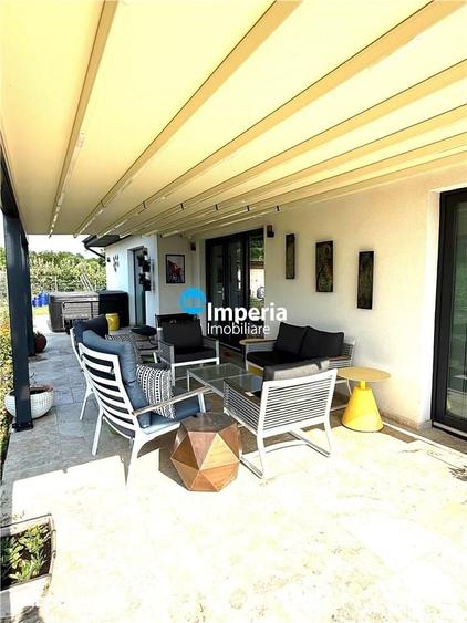 Casă cu 4 camere cu Teren 2165 Mp în Miroslava