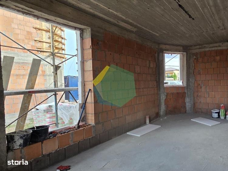 Casă cu 3 camere în Odăile