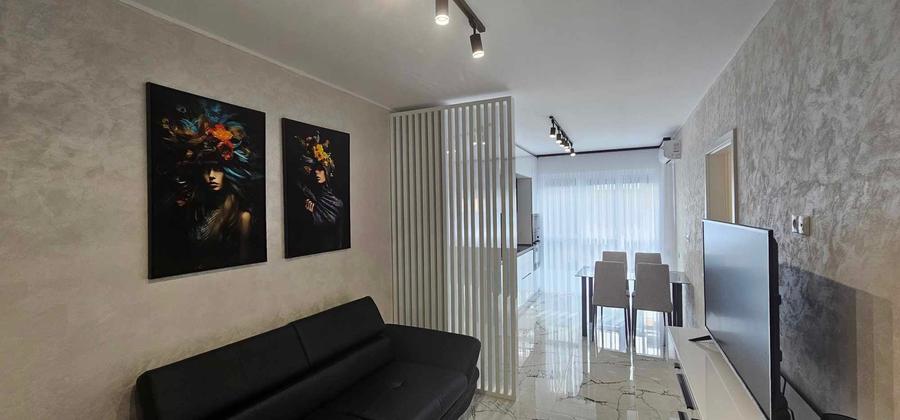 Apartament cu 2 camere nedecomandat în Central