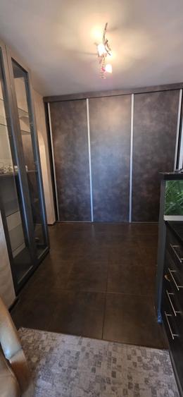 Apartament 3 camere, amenajat si mobilat, 450euro/luna, zona  Alexandru - 6