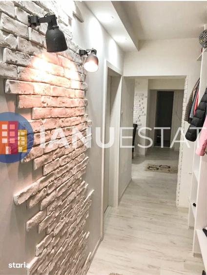 Apartament cu 3 camere decomandat în Nerva Traian