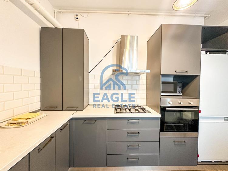 Apartament cu 2 camere nedecomandat, mobilat în Faleza Nord