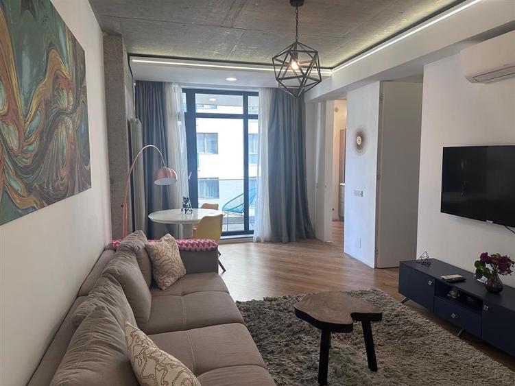 Apartament cu 2 camere decomandat, mobilat în Floreasca