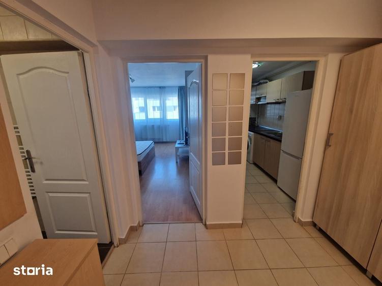 Garsonieră decomandată în Bună Ziua