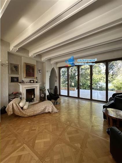 Casă cu 5 camere cu Teren 4500 Mp în Snagov