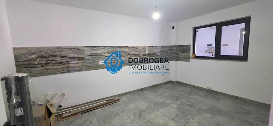 Casă cu Teren 300 Mp în Păcii