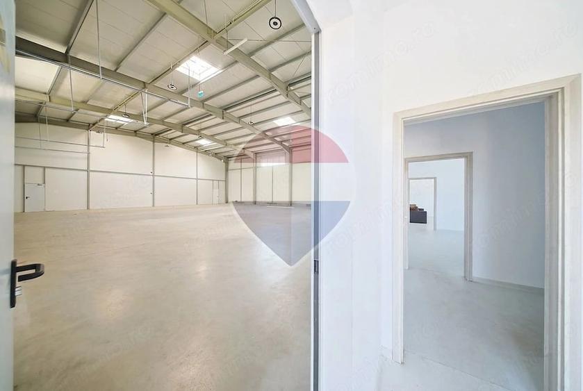 Spațiu comercial, de 1,180.59 mp, în Nord