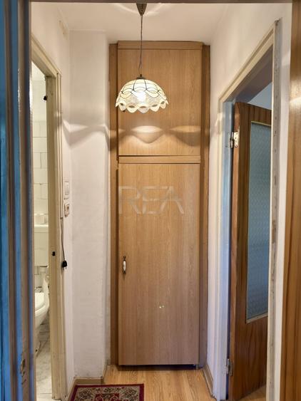 Apartament cu 3 camere semidecomandat, mobilat în Nicolae Grigorescu