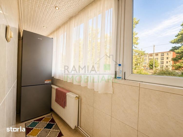 Apartament cu 2 camere decomandat în Noua