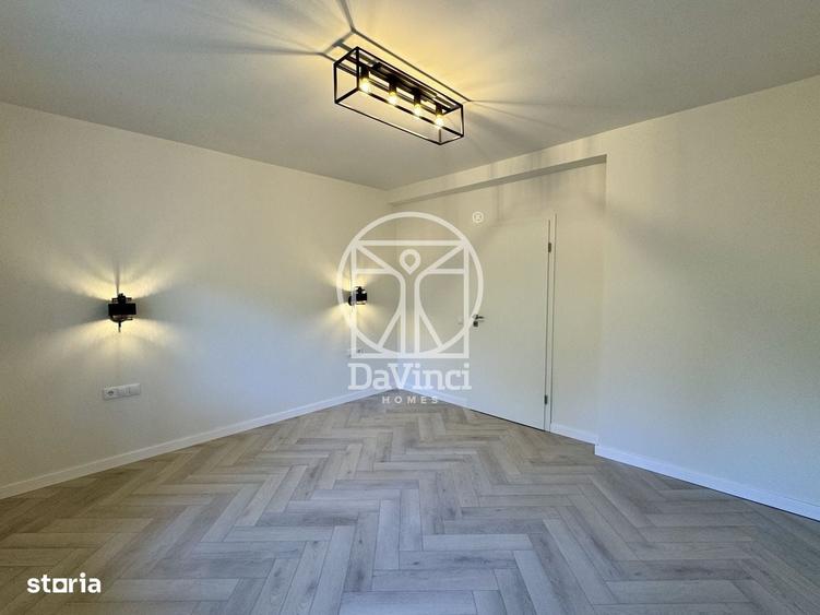 Apartament cu 3 camere decomandat în Cristian