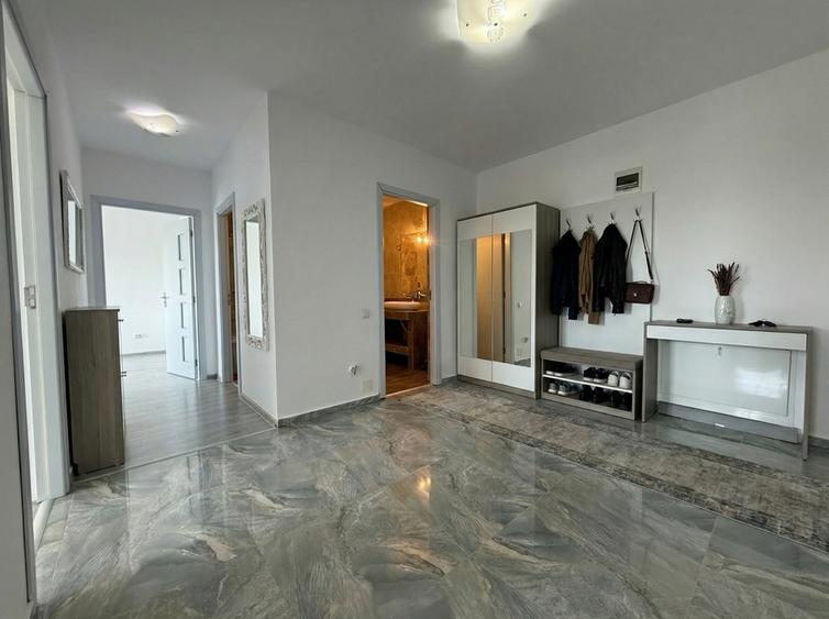 Apartament cu 2 camere decomandat în Florești