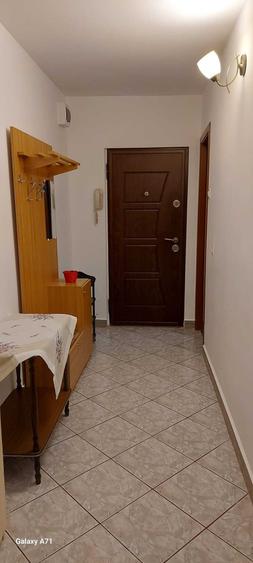 Apartament cu 2 camere decomandat în Gară