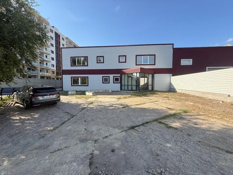 Spațiu comercial, de 520 mp, în Metalurgiei