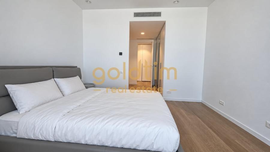 Apartament cu 4 camere semidecomandat, mobilat în Floreasca