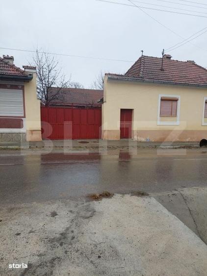 Casă cu 3 camere în Hurez