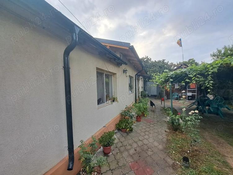 Casă cu 2 camere cu Teren 243 Mp în Central