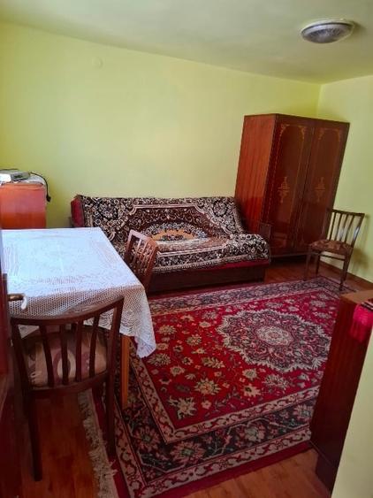 Casă individuală cu 4 camere cu Teren 500 Mp în Băbeni