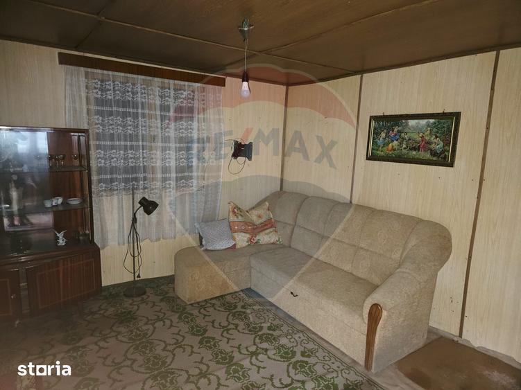 Teren de 4516 mp, în Central