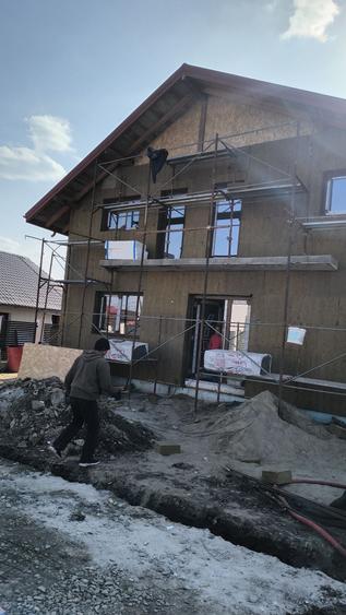 Casă cu 4 camere în Miroslava