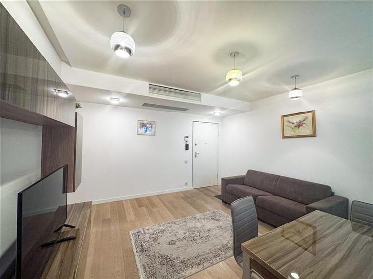 Apartament cu 2 camere semidecomandat, mobilat în Herăstrău