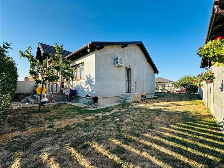 Casă cu 4 camere cu Teren 400 Mp în Oșorhei