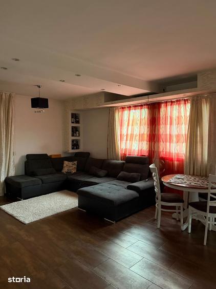 Casă cu 4 camere cu Teren 230 Mp în Oncea