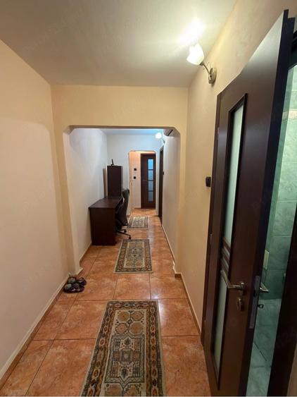 Apartament cu 3 camere decomandat în City Park Mall