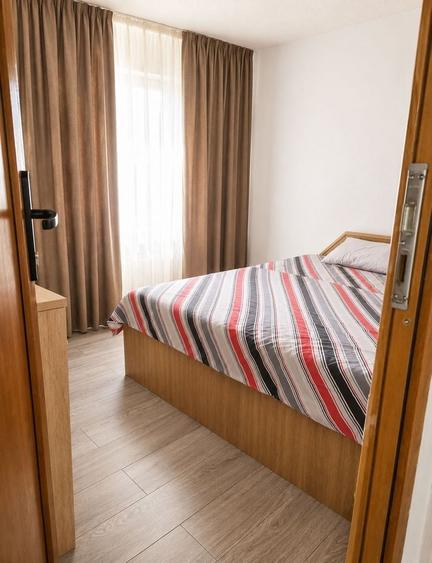Apartament cu 2 camere decomandat, mobilat în Soarelui