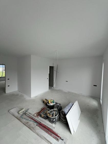 Casă cu 3 camere în Cristian