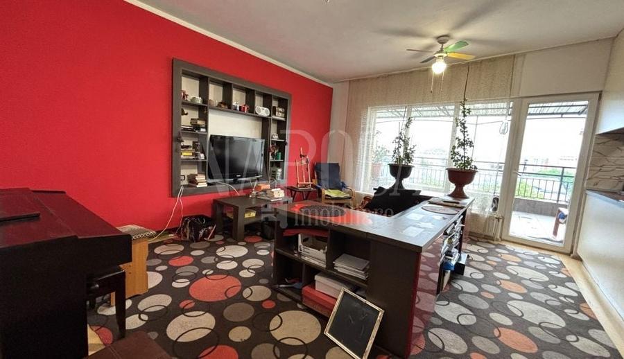 Apartament cu 3 camere decomandat în Zorilor