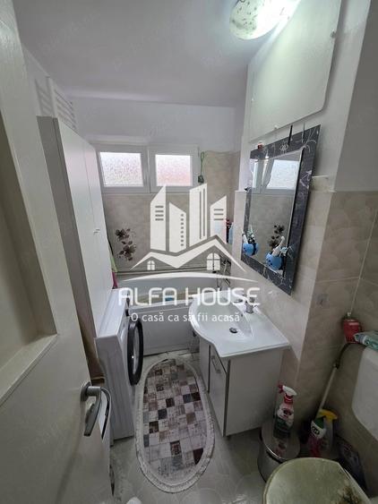 Apartament cu 2 camere semidecomandat în Micro I