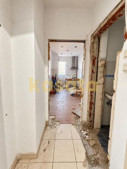 Apartament cu 3 camere decomandat în Dacia